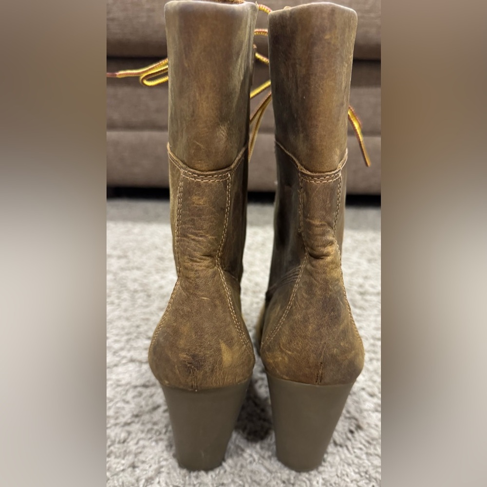Women’s Timberland Brown Leather Heeled Boots - Picture 3 of 6